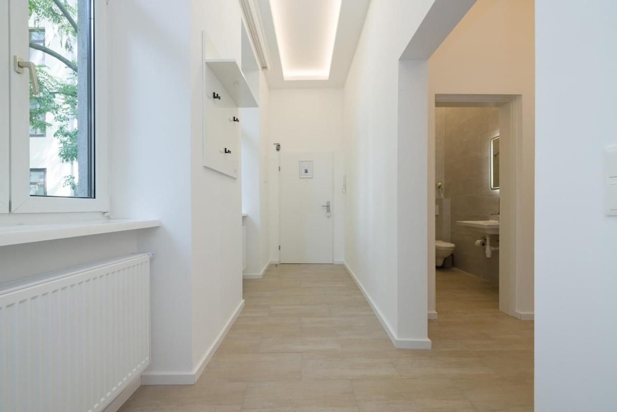 Close To Schoenbrunn I Bright Flat, Fast Wifi Apartment *
