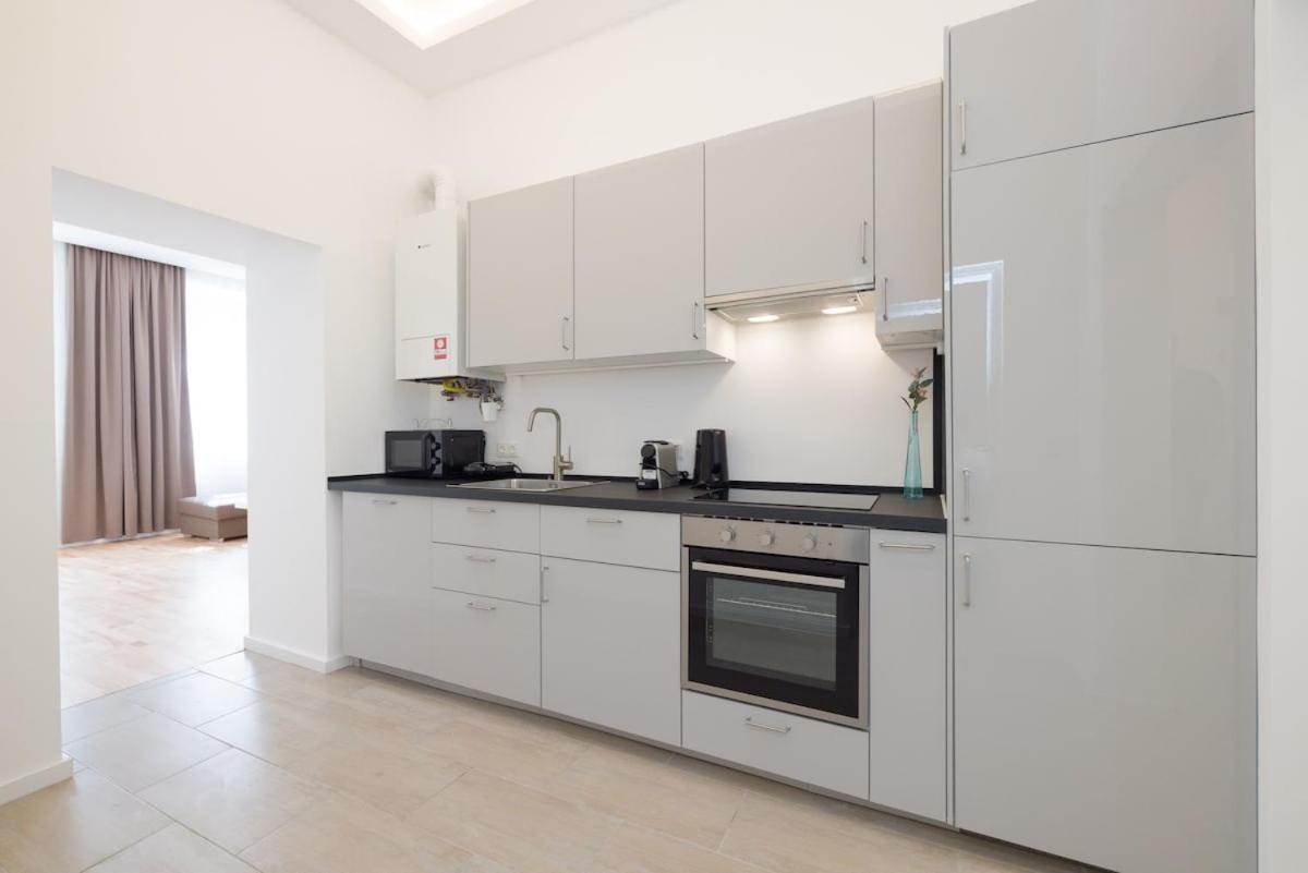 Close To Schoenbrunn I Bright Flat, Fast Wifi