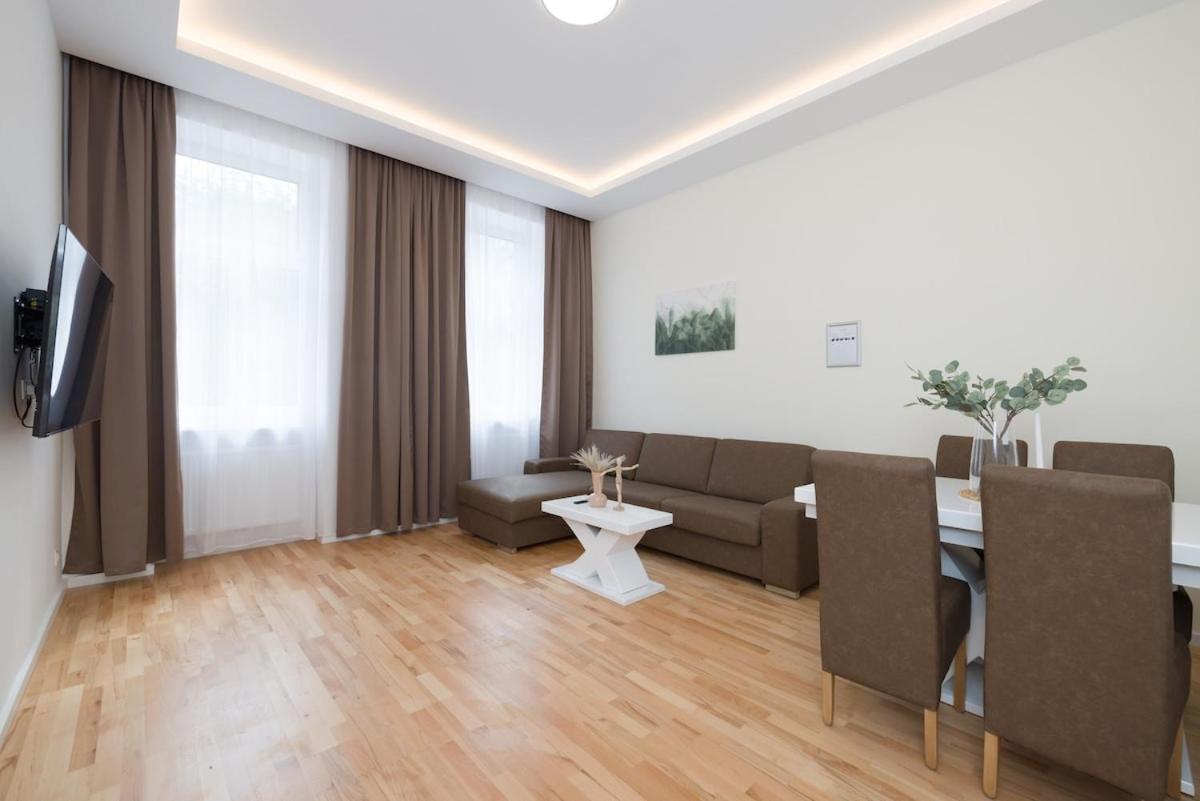 Apartment Close To Schoenbrunn I Bright Flat, Fast Wifi Wien