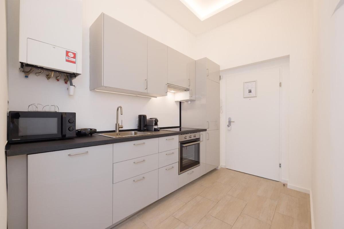 Apartment Close To Schoenbrunn I Bright Flat, Fast Wifi *